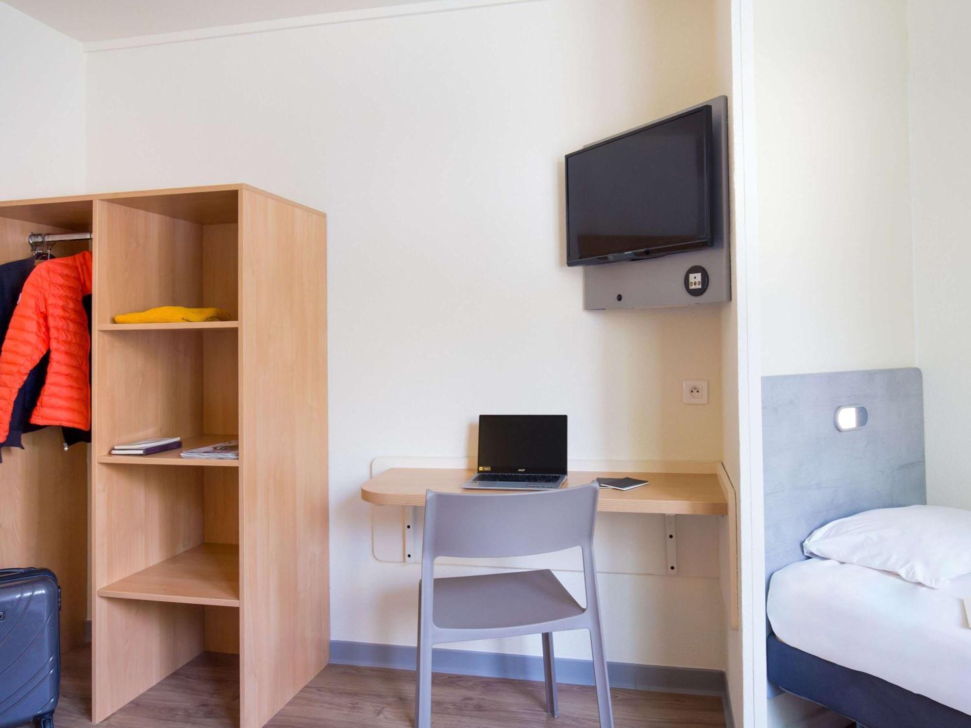 Ibis Budget Aubagne Paluds Agora 외부 사진
